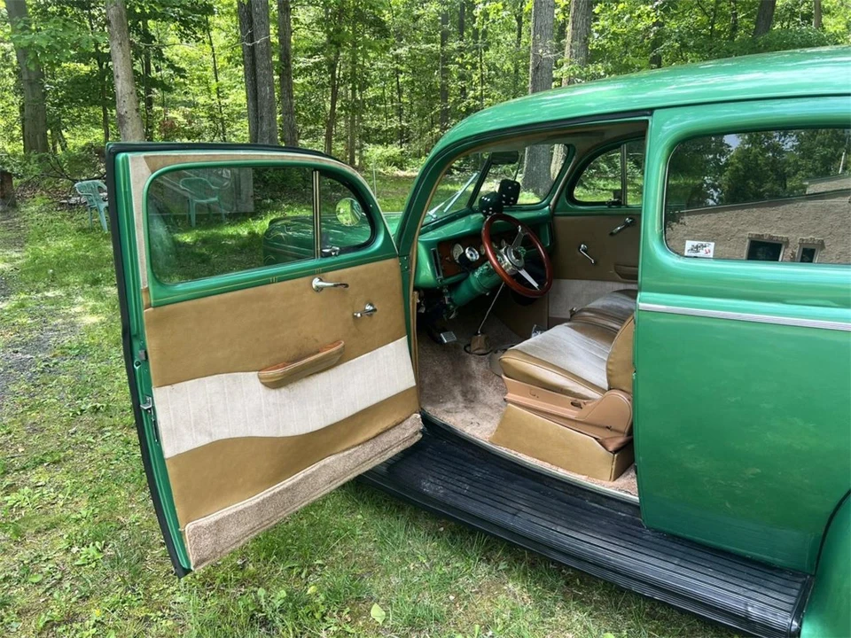 1940 Ford Standard & Deluxe & Super Deluxe - Image 27 of 31