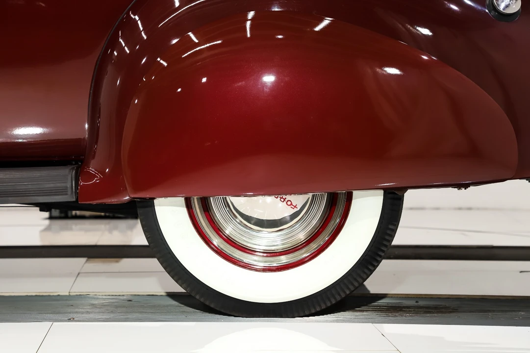 1940 Ford Standard & Deluxe & Super Deluxe - Image 9 of 31