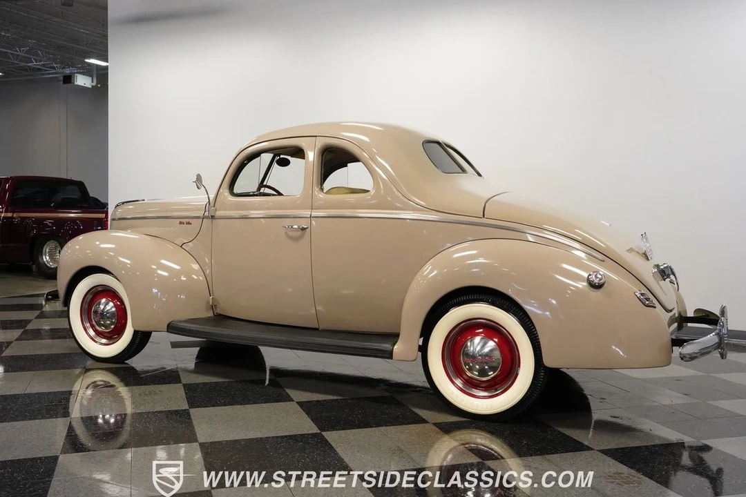 1940 Ford Standard & Deluxe & Super Deluxe - Image 9 of 21
