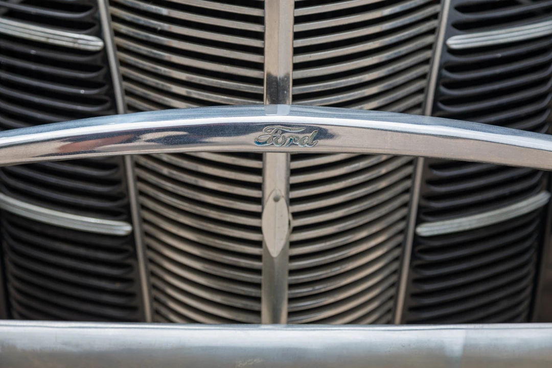 1940 Ford Standard & Deluxe & Super Deluxe - Image 14 of 31