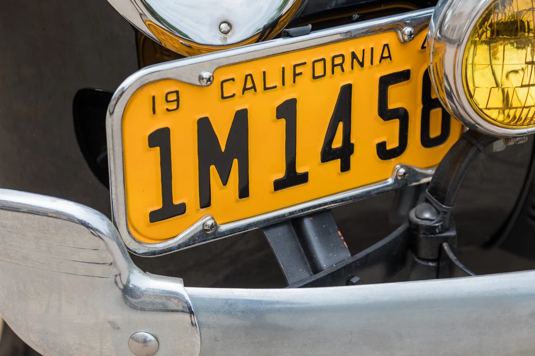 1940 Ford Standard & Deluxe & Super Deluxe - Image 11 of 31