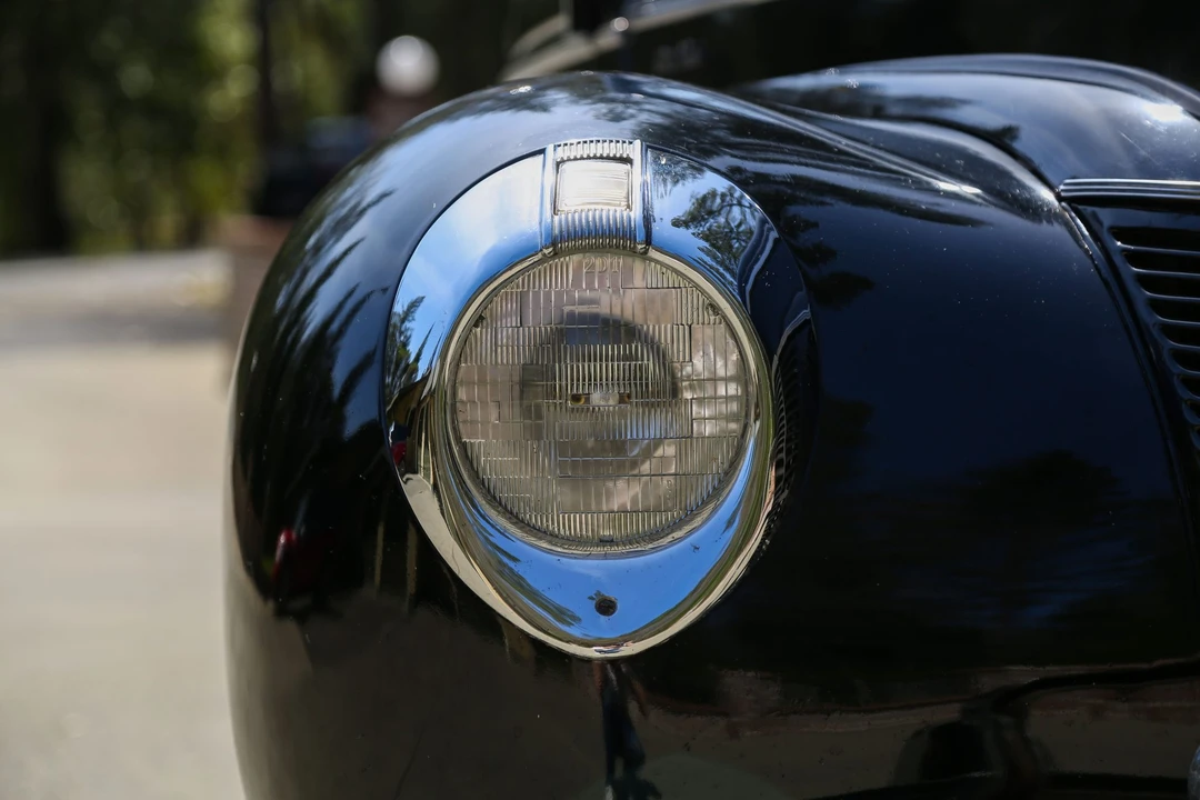 1940 Ford Standard & Deluxe & Super Deluxe - Image 25 of 31
