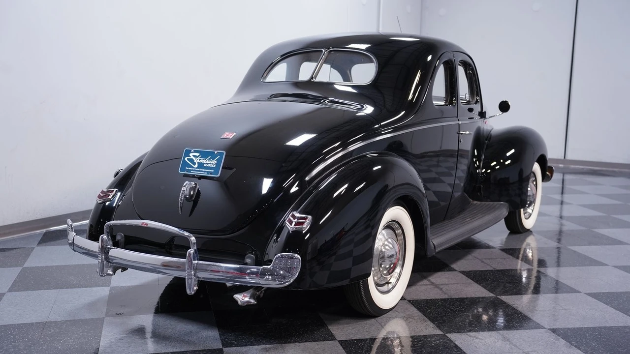 1940 Ford Standard & Deluxe & Super Deluxe - Image 11 of 31