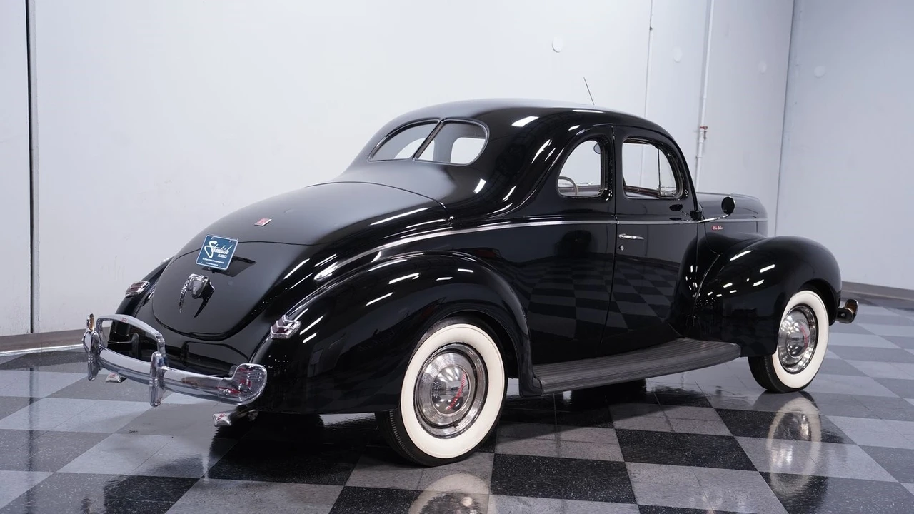 1940 Ford Standard & Deluxe & Super Deluxe - Image 12 of 12
