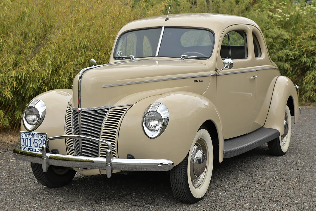 1940 Ford Standard & Deluxe & Super Deluxe - Image 2 of 31
