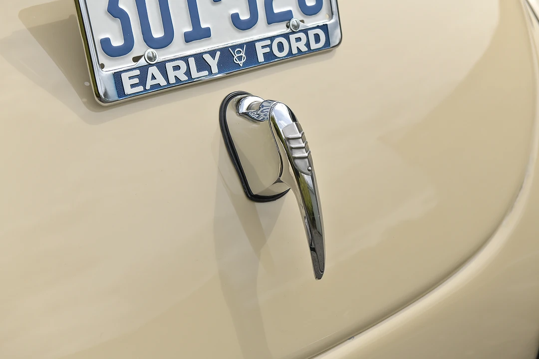 1940 Ford Standard & Deluxe & Super Deluxe - Image 22 of 31
