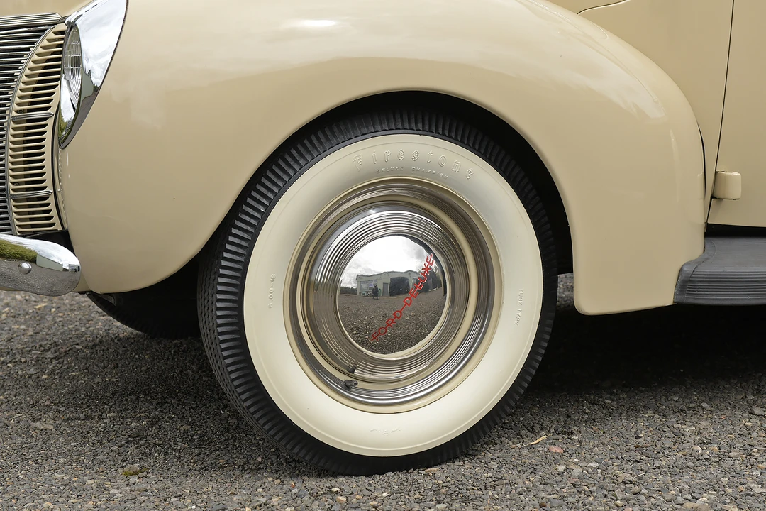 1940 Ford Standard & Deluxe & Super Deluxe - Image 4 of 31