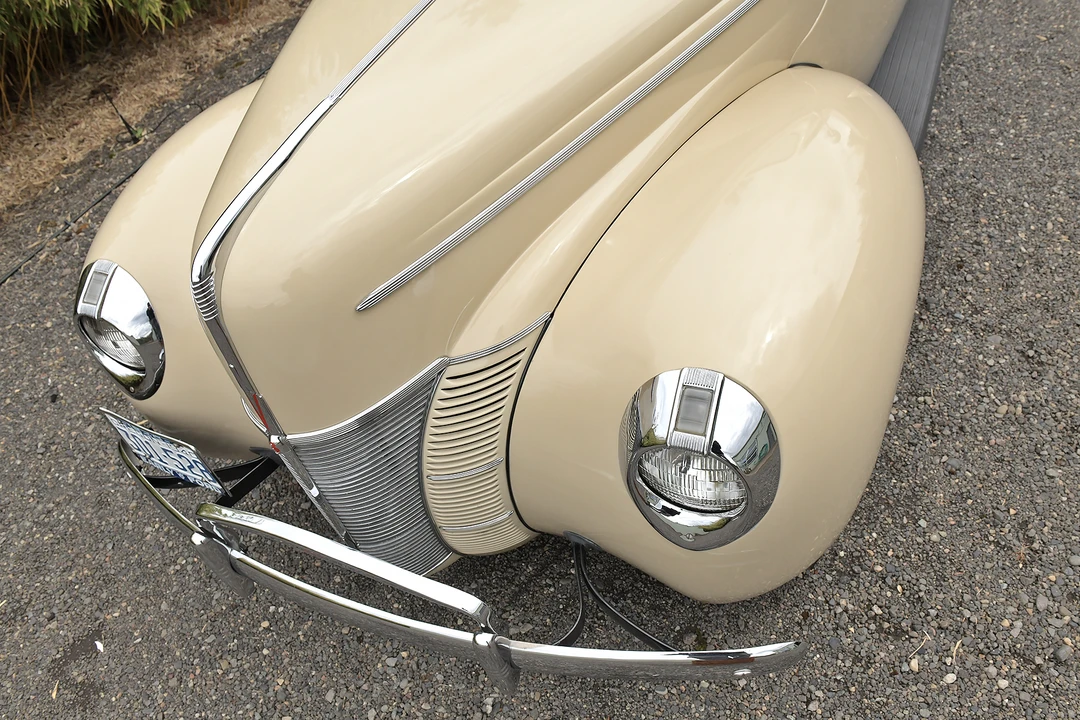 1940 Ford Standard & Deluxe & Super Deluxe - Image 9 of 31