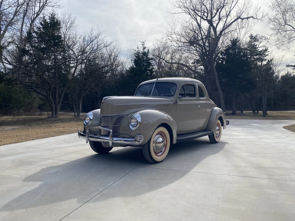 1940 Ford Standard & Deluxe & Super Deluxe - Image 2 of 31