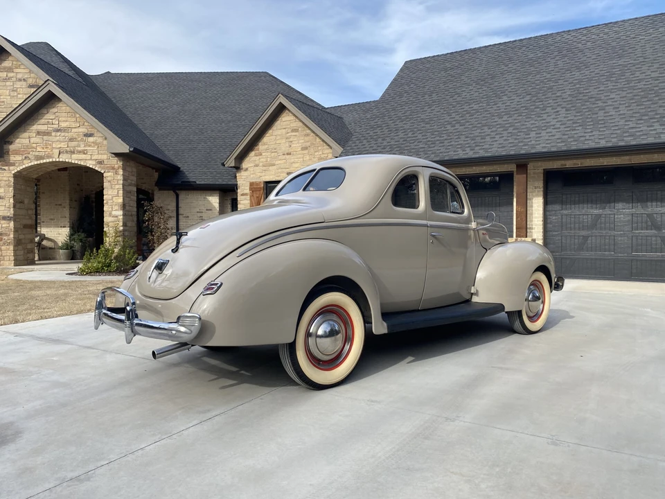 1940 Ford Standard & Deluxe & Super Deluxe - Image 9 of 31