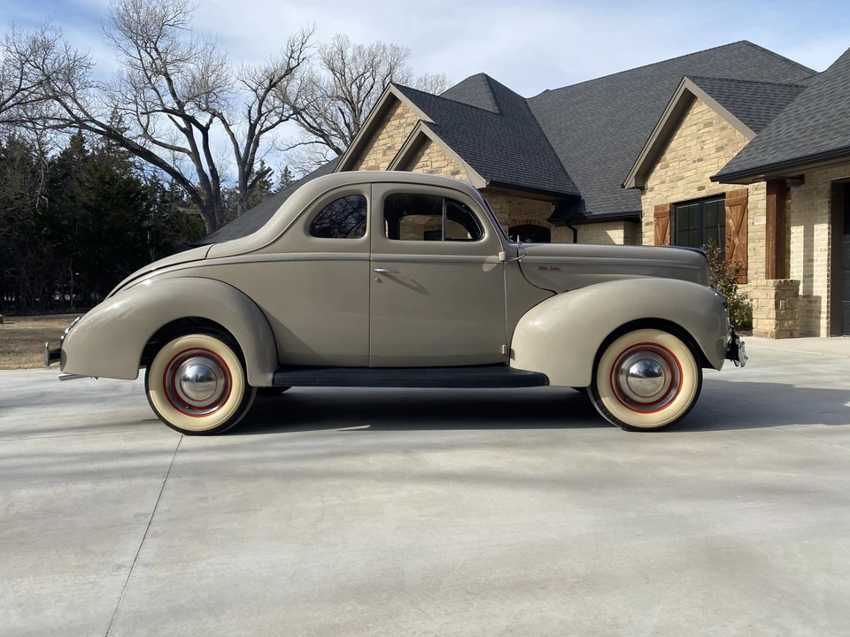 1940 Ford Standard & Deluxe & Super Deluxe - Image 10 of 31