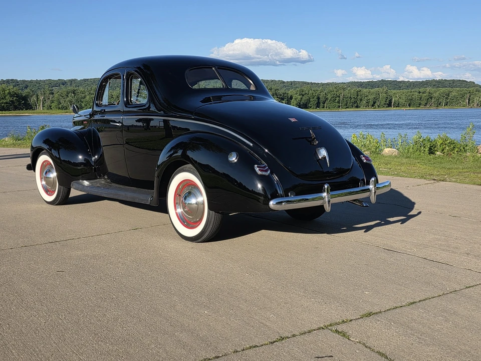 1940 Ford Standard & Deluxe & Super Deluxe - Image 3 of 31