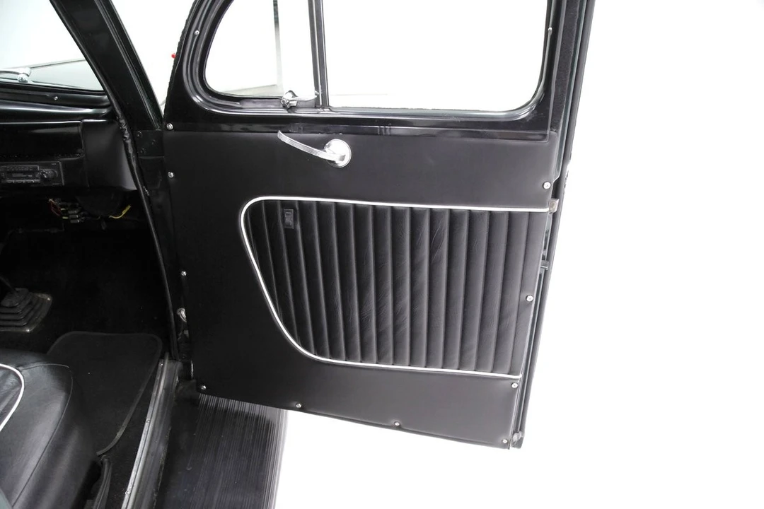 1940 Ford Standard & Deluxe & Super Deluxe - Image 29 of 31