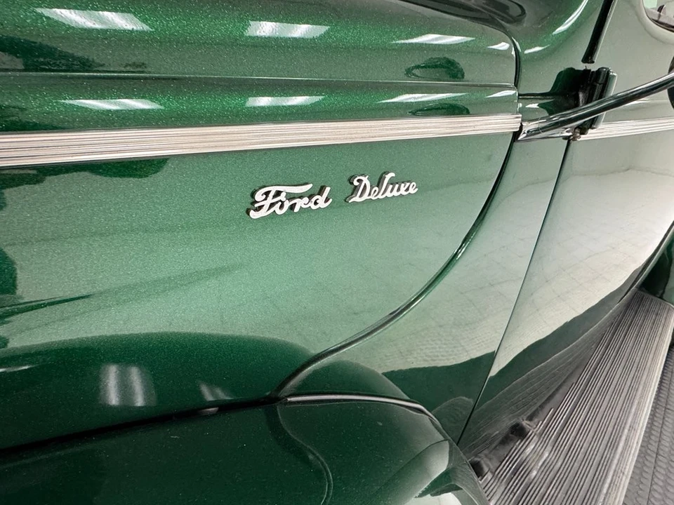 1940 Ford Standard & Deluxe & Super Deluxe - Image 12 of 31