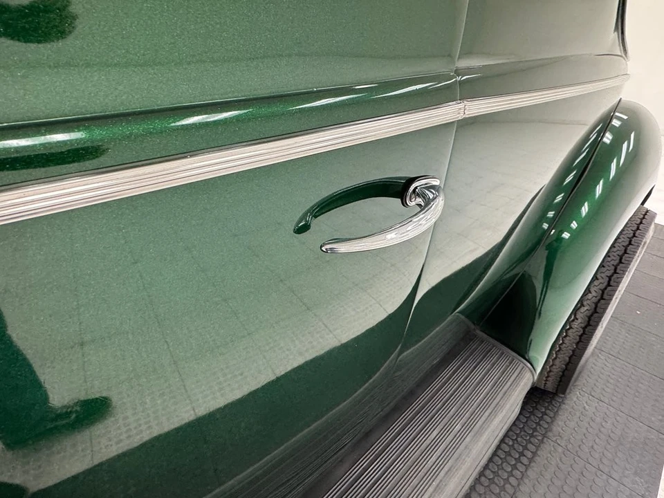1940 Ford Standard & Deluxe & Super Deluxe - Image 15 of 31