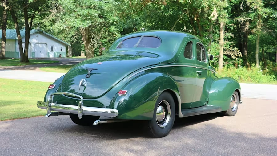 1940 Ford Standard & Deluxe & Super Deluxe - Image 13 of 26