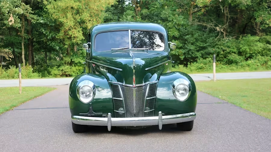 1940 Ford Standard & Deluxe & Super Deluxe - Image 4 of 26