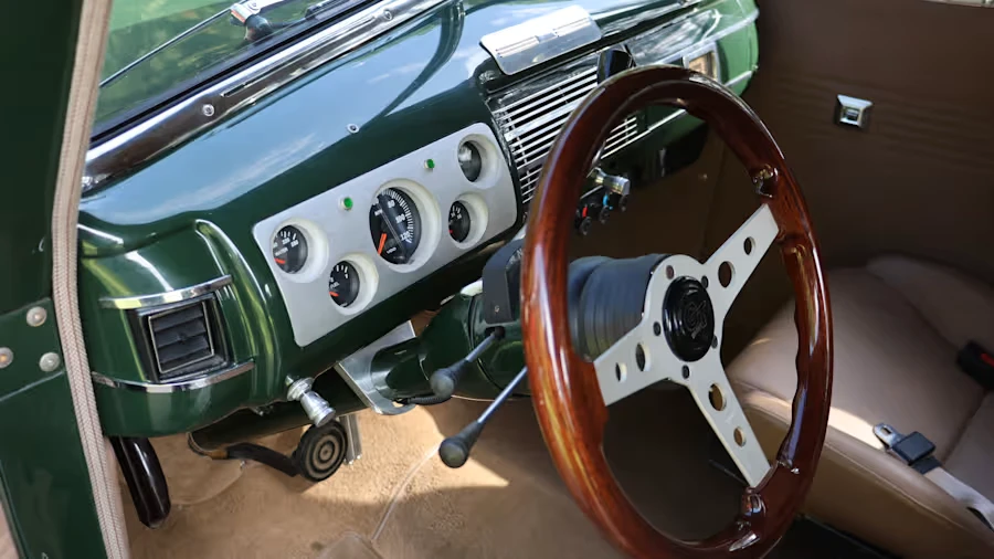 1940 Ford Standard & Deluxe & Super Deluxe - Image 15 of 26