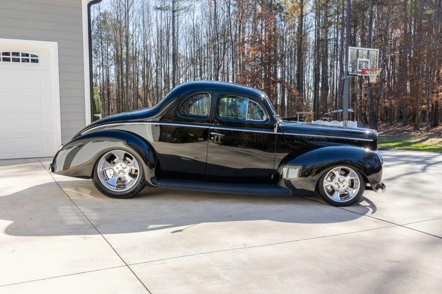 1940 Ford Standard & Deluxe & Super Deluxe - Image 2 of 31