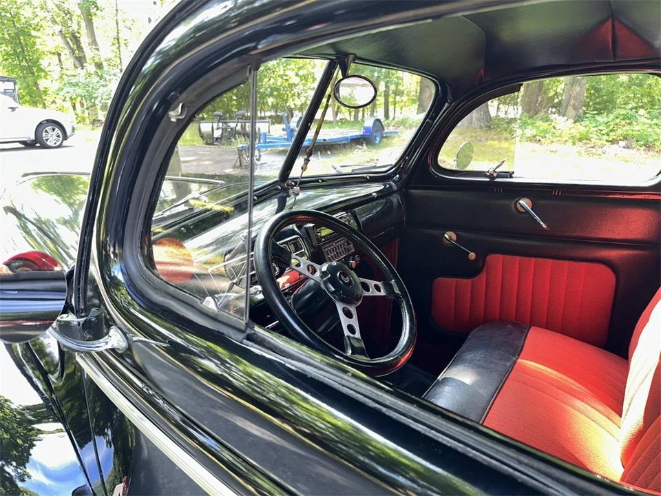 1940 Ford Standard & Deluxe & Super Deluxe - Image 22 of 31