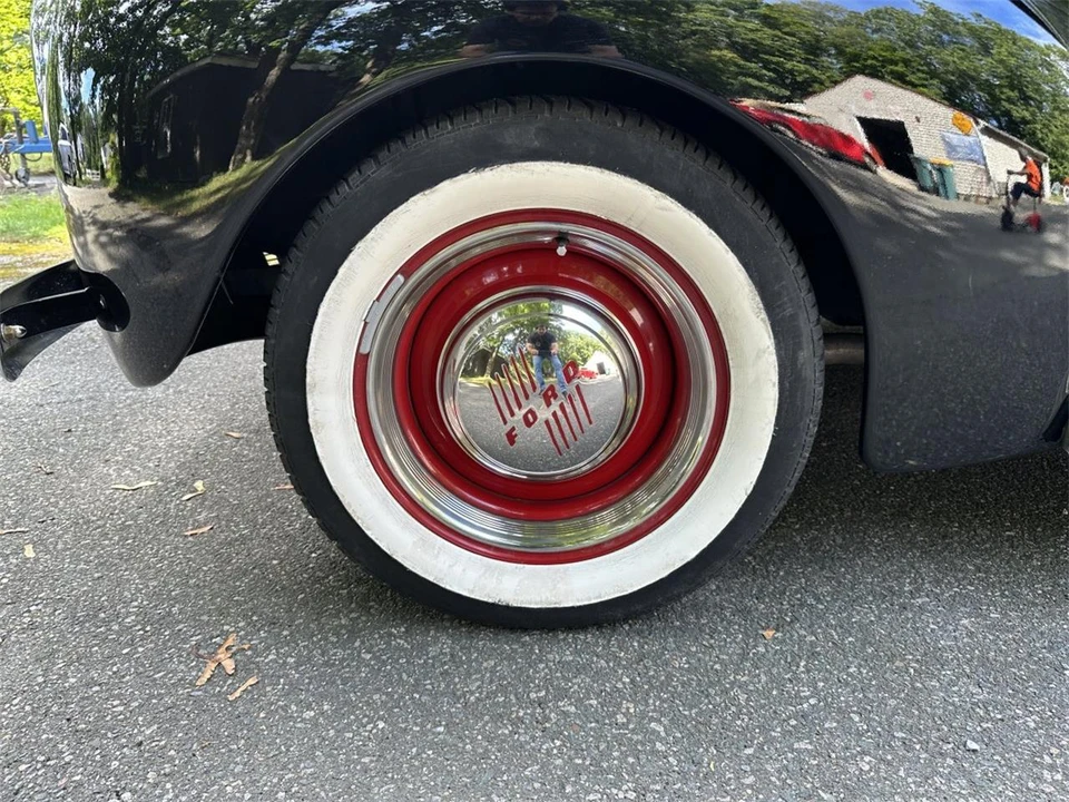 1940 Ford Standard & Deluxe & Super Deluxe - Image 17 of 31