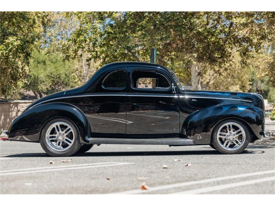 1940 Ford Standard & Deluxe & Super Deluxe - Image 4 of 31