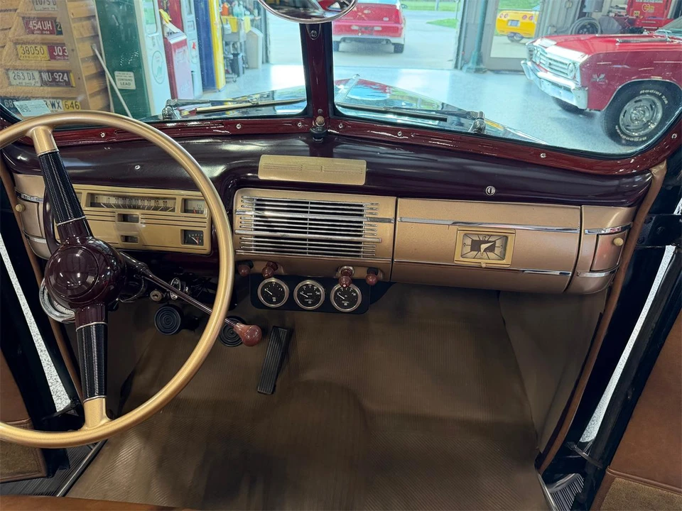 1940 Ford Standard & Deluxe & Super Deluxe - Image 16 of 23