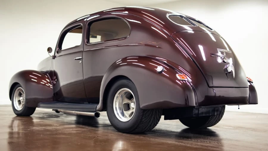 1940 Ford Standard & Deluxe & Super Deluxe - Image 16 of 17