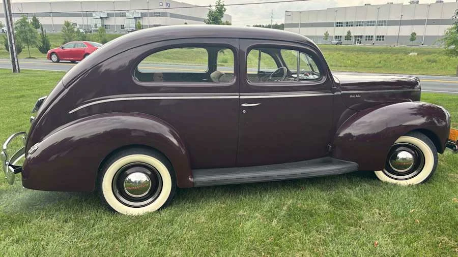 1940 Ford Standard & Deluxe & Super Deluxe - Image 2 of 17