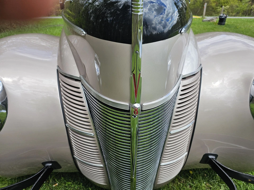 1940 Ford Standard & Deluxe & Super Deluxe - Image 11 of 31