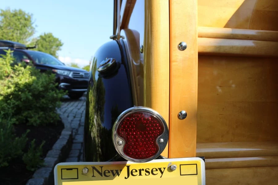 1940 Ford Standard & Deluxe & Super Deluxe - Image 30 of 31