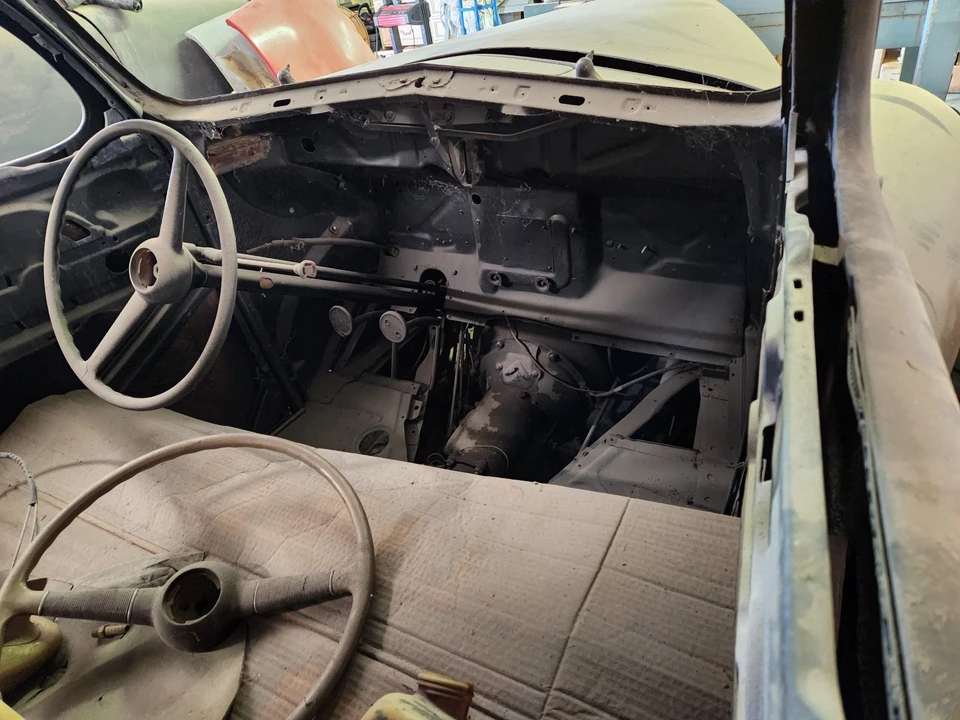 1940 Ford Standard & Deluxe & Super Deluxe - Image 9 of 18