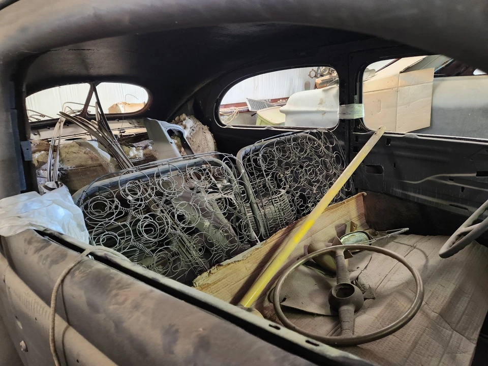 1940 Ford Standard & Deluxe & Super Deluxe - Image 7 of 18