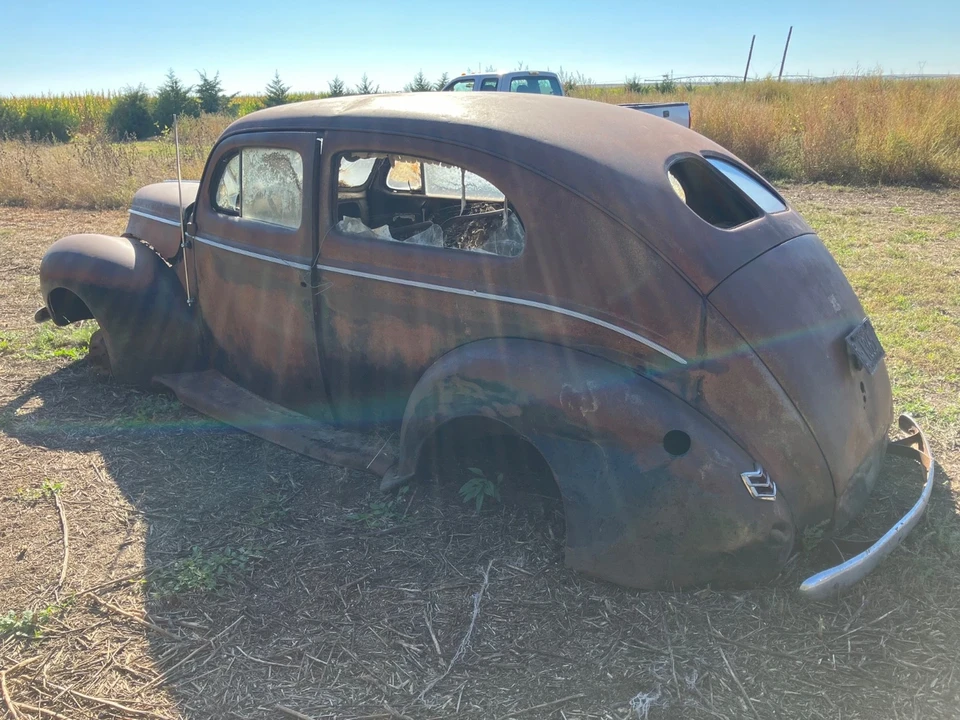 1940 Ford Standard & Deluxe & Super Deluxe - Image 8 of 13