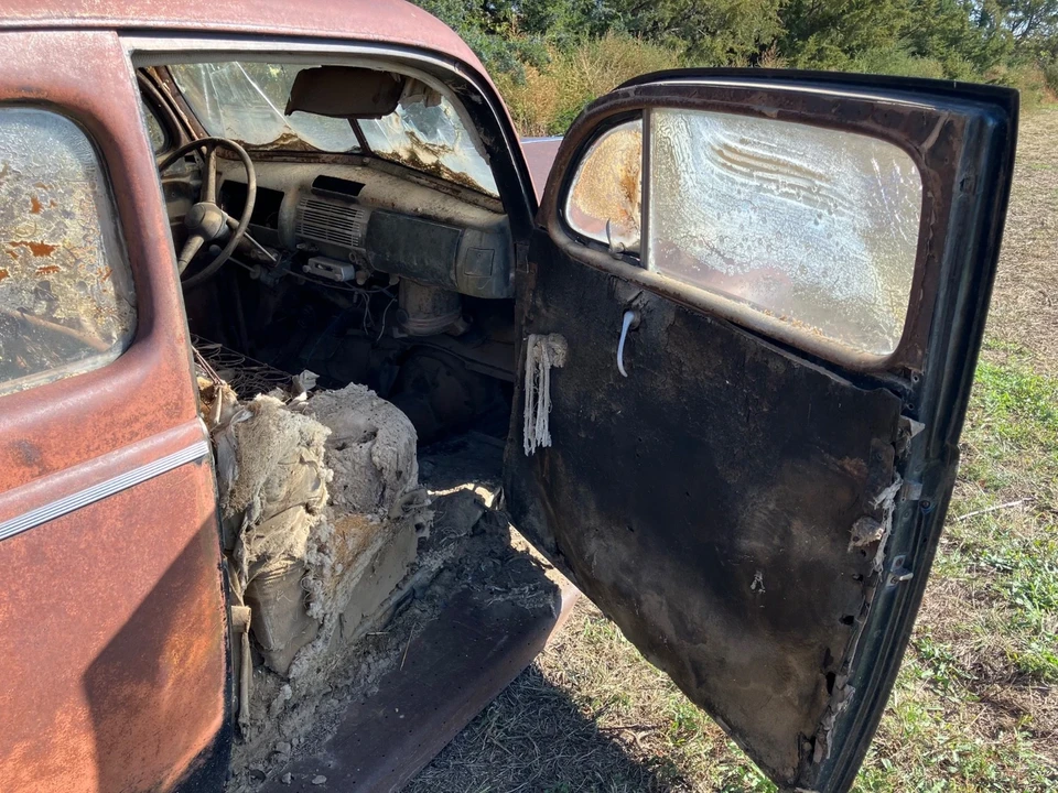 1940 Ford Standard & Deluxe & Super Deluxe - Image 12 of 13