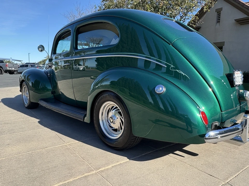 1940 Ford Standard & Deluxe & Super Deluxe - Image 11 of 21