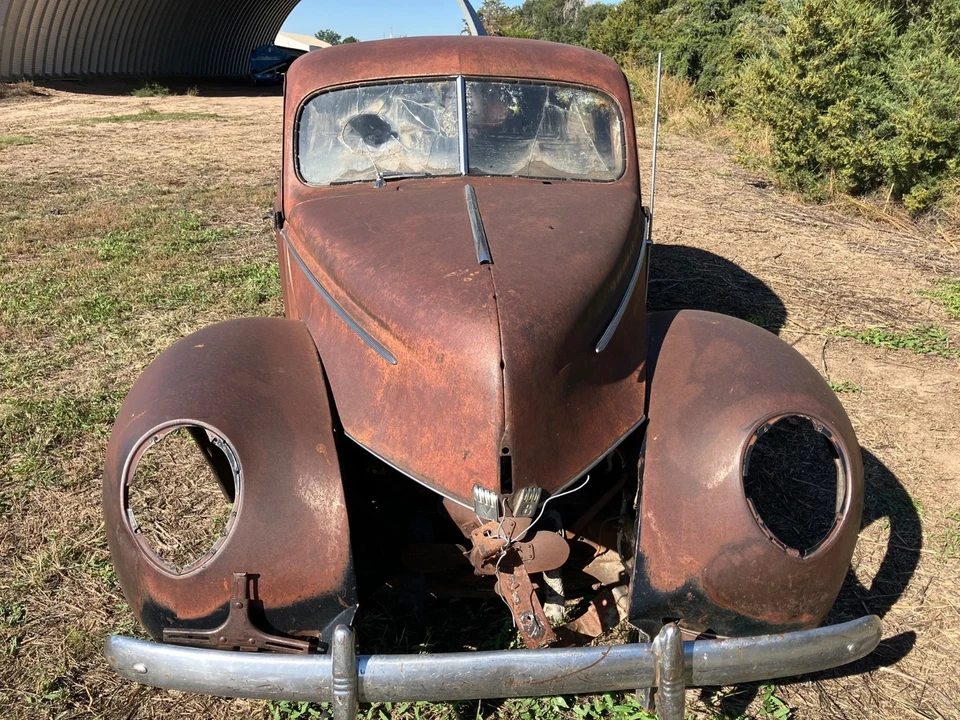 1940 Ford Standard & Deluxe & Super Deluxe - Image 4 of 13