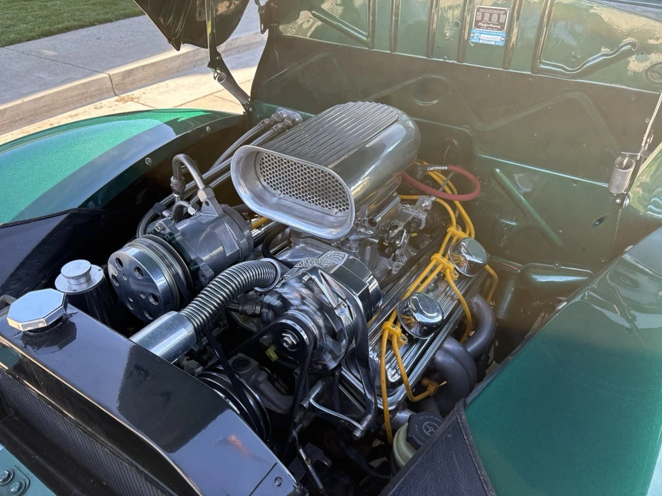 1940 Ford Standard & Deluxe & Super Deluxe - Image 15 of 21