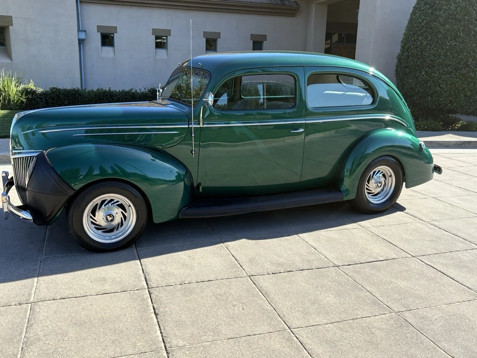1940 Ford Standard & Deluxe & Super Deluxe - Image 2 of 21