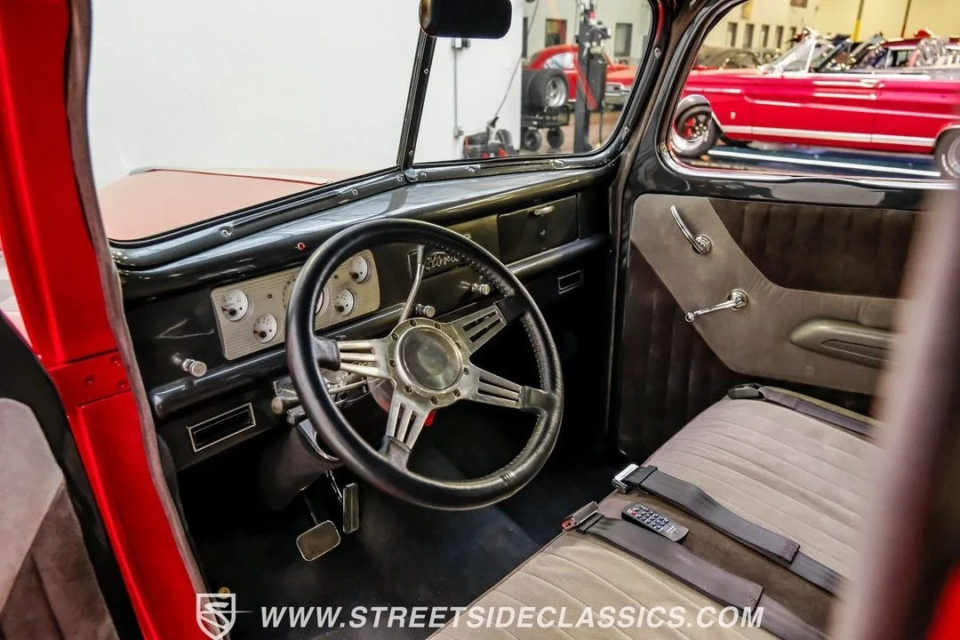 1940 Ford Pickup (1940-1947) - Image 5 of 12