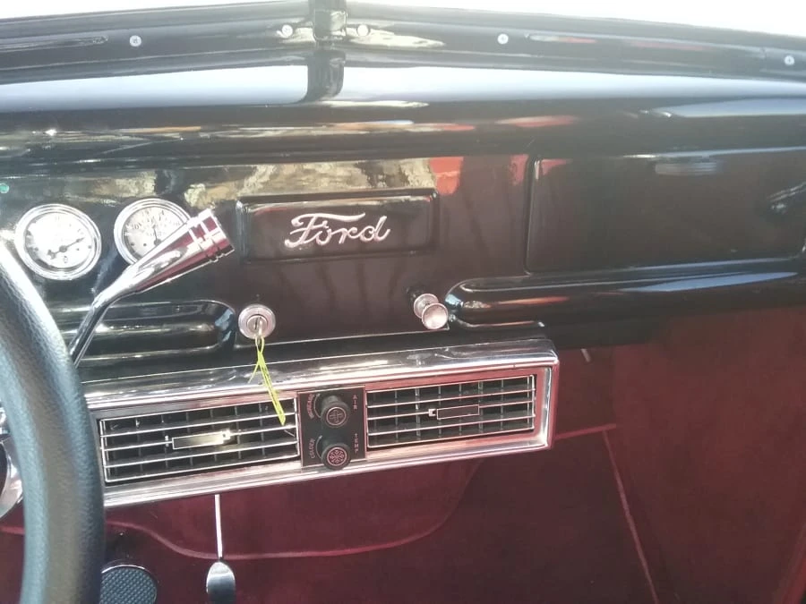 1940 Ford Pickup (1940-1947) - Image 4 of 12
