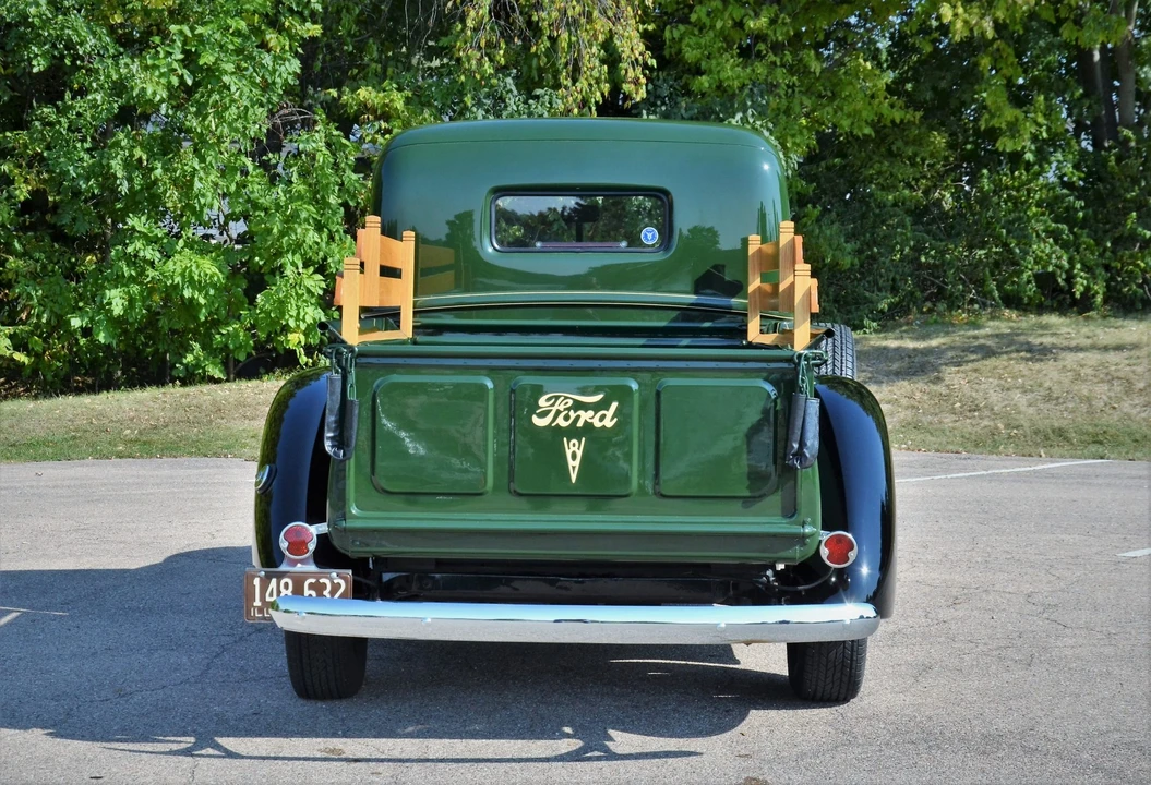 1940 Ford Pickup (1940-1947) - Image 14 of 31