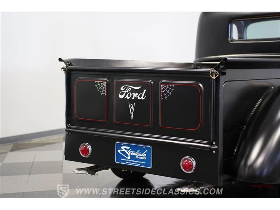 1940 Ford Pickup (1940-1947) - Image 24 of 31