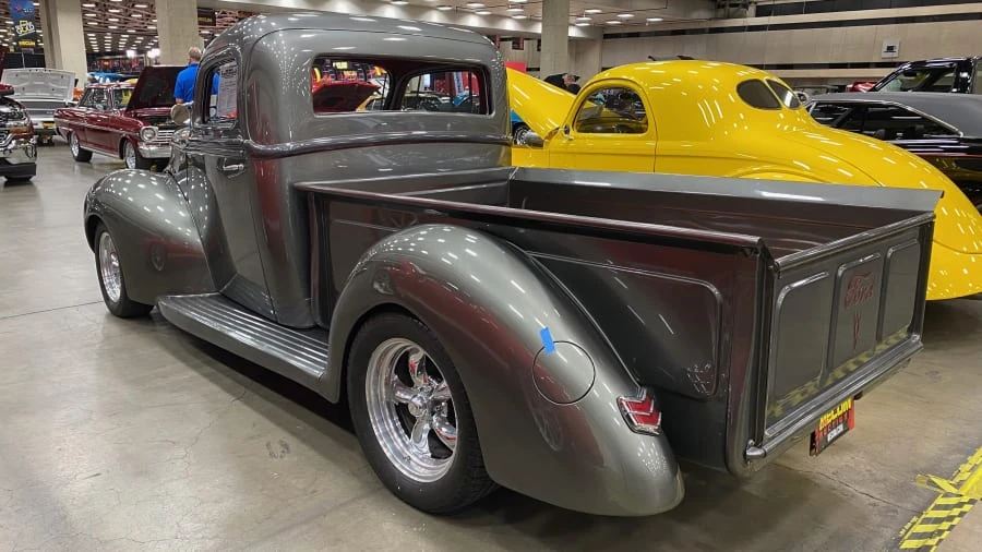 1940 Ford Pickup (1940-1947) - Image 2 of 11
