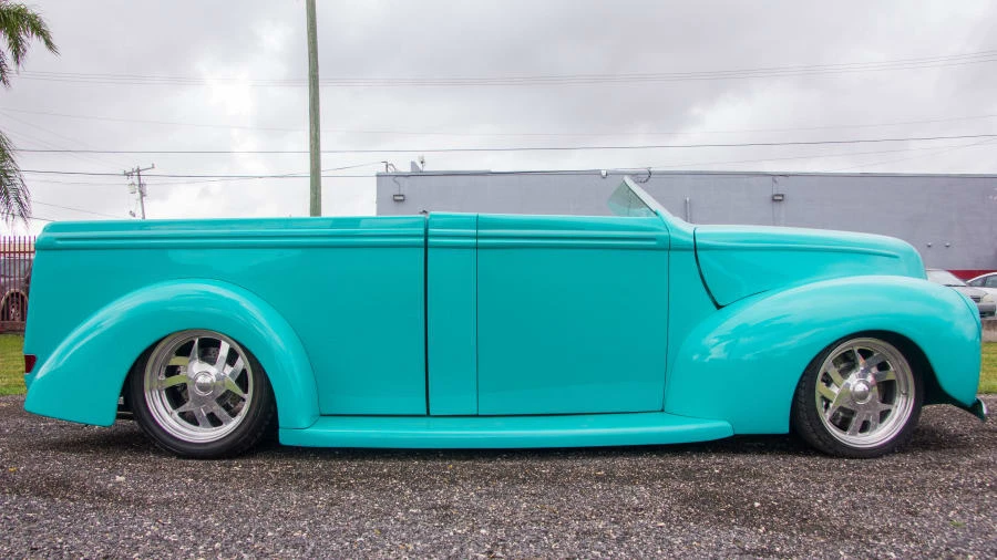 1940 Ford Pickup (1940-1947) - Image 2 of 9