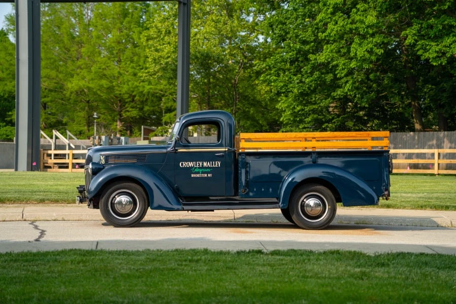 1940 Ford Pickup (1940-1947) - Image 4 of 18