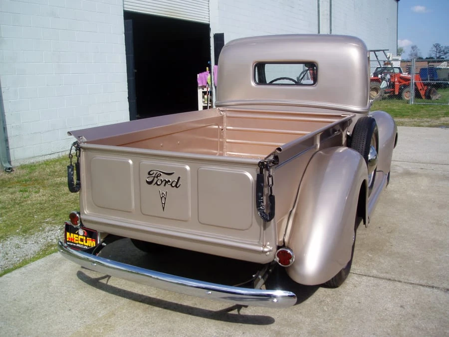 1940 Ford Pickup (1940-1947) - Image 5 of 8