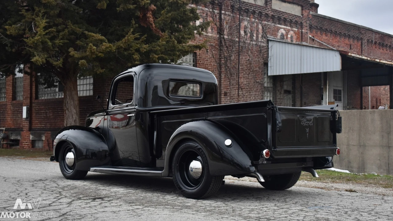 1940 Ford Pickup (1940-1947) - Image 14 of 21