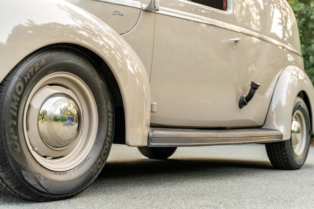 1940 Ford Standard & Deluxe & Super Deluxe - Image 23 of 31