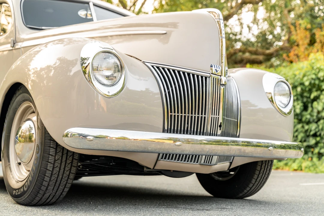1940 Ford Standard & Deluxe & Super Deluxe - Image 10 of 31